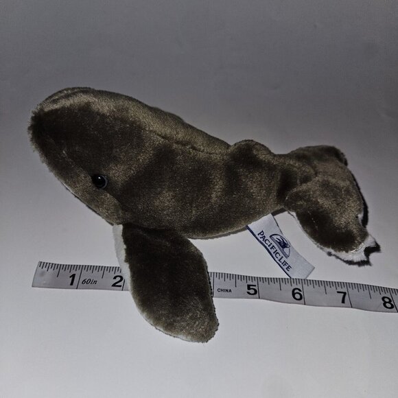 Pacific Life Insurance Humpback Whale Plush Gray/Brown-ish White Ribbed Small 7" - Picture 8 of 8